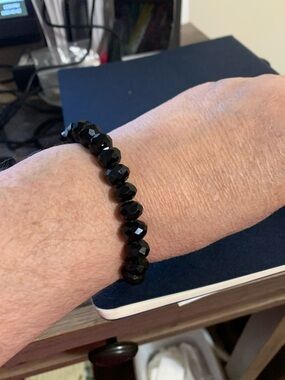Women's Black Faceted Bead Stretch Bracelet - Classic Beaded Style